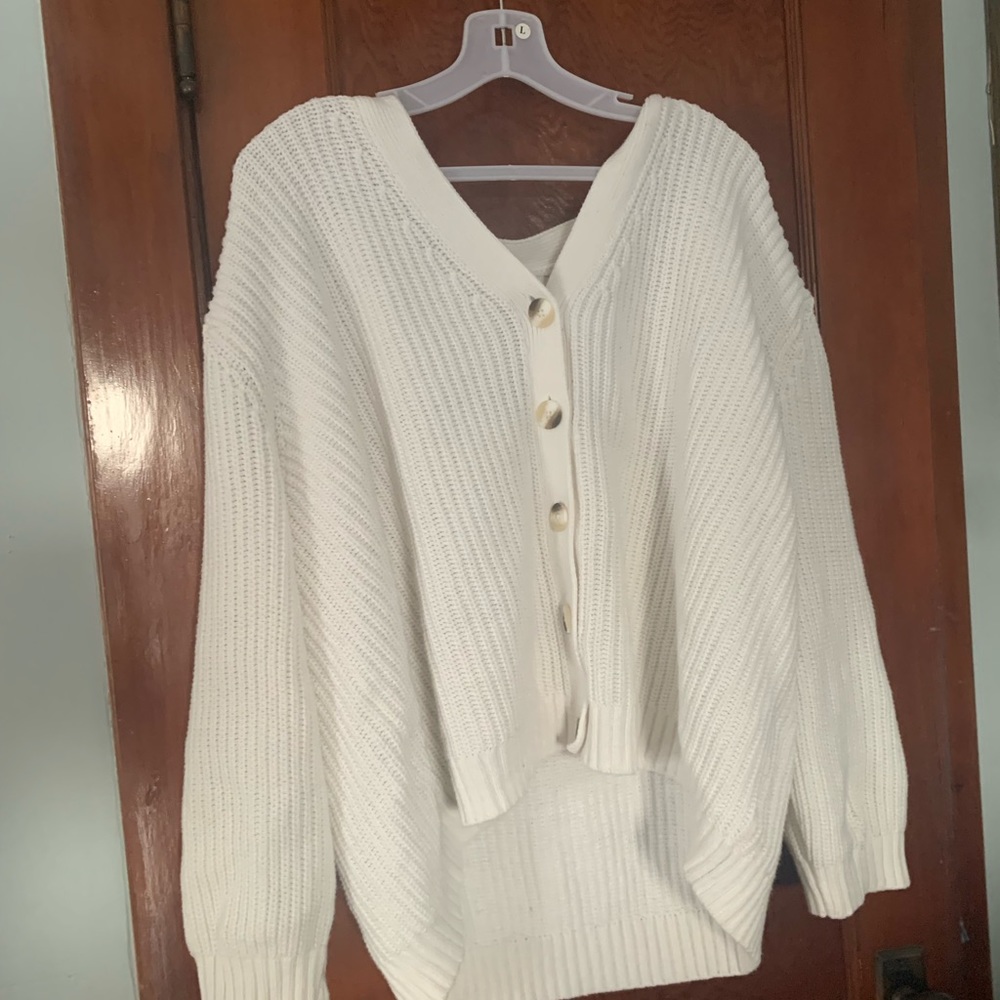 OLD NAVY KNITTED SWEATER